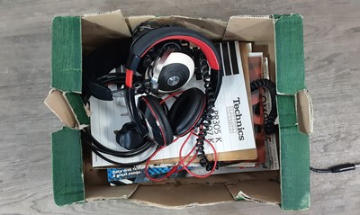 Lot 672 - TECHNICS ENSEMBLE PR307 ELECTRIC PIANO