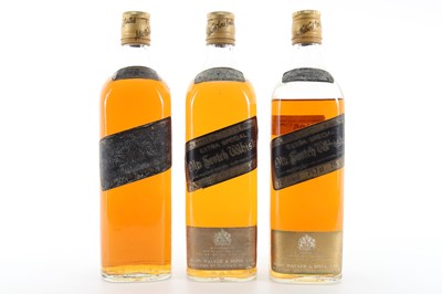 Lot 395 - 3 BOTTLES OF JOHNNIE WALKER BLACK LABEL 26 2/3FL OZ