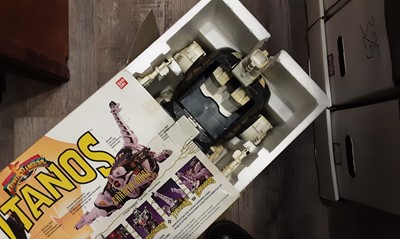 Lot 272 - POWER RANGERS, A COLLECTION OF FIGURES AND ACCESSORIES