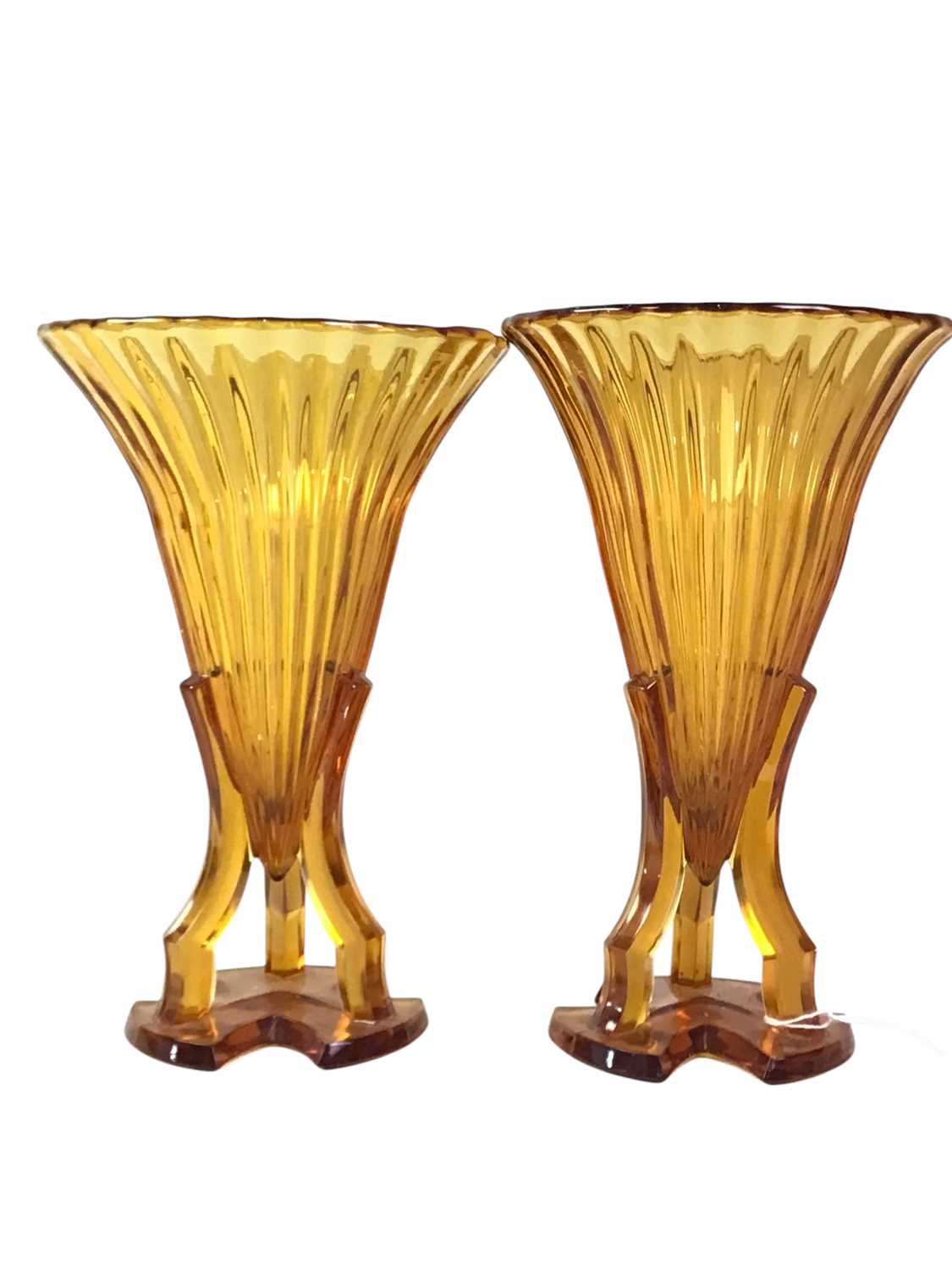 Lot 86 - GROUP OF AMBER ART DECO GLASSWARE