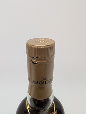 Lot 20 - MACALLAN 25 YEAR OLD FINE OAK