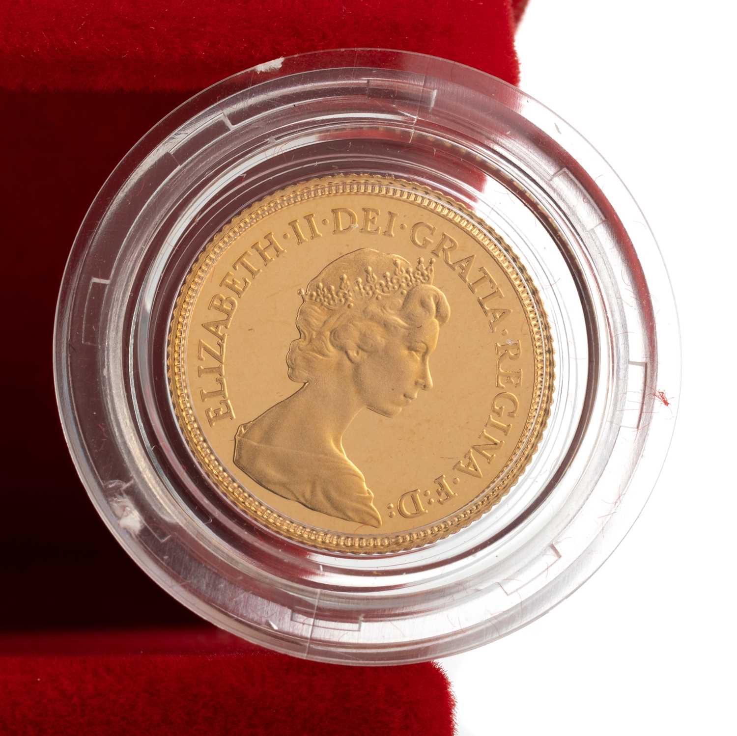 Lot 12 - ELIZABETH II GOLD PROOF HALF SOVEREIGN