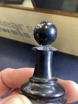 Lot 1365 - JAQUES OF LONDON, STAUNTON PATTERN CHESS SET