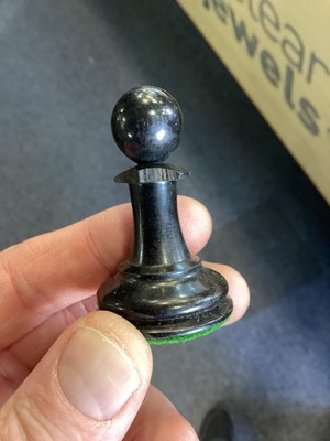 Lot 1365 - JAQUES OF LONDON, STAUNTON PATTERN CHESS SET