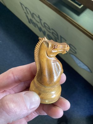 Lot 1365 - JAQUES OF LONDON, STAUNTON PATTERN CHESS SET