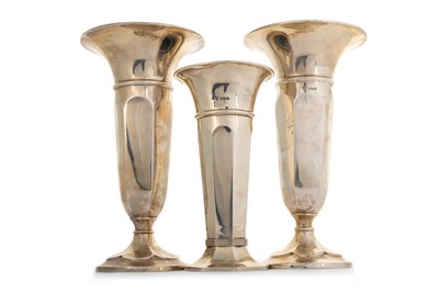 Lot 1015 - GEORGE V SILVER GARNITURE OF VASES