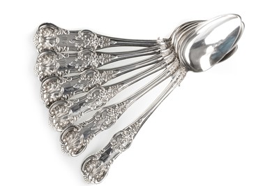 Lot 1020 - SET OF SIX VICTORIAN SILVER DESSERT SPOONS