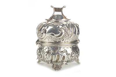 Lot 1023 - VICTORIAN SILVER STRING BOX