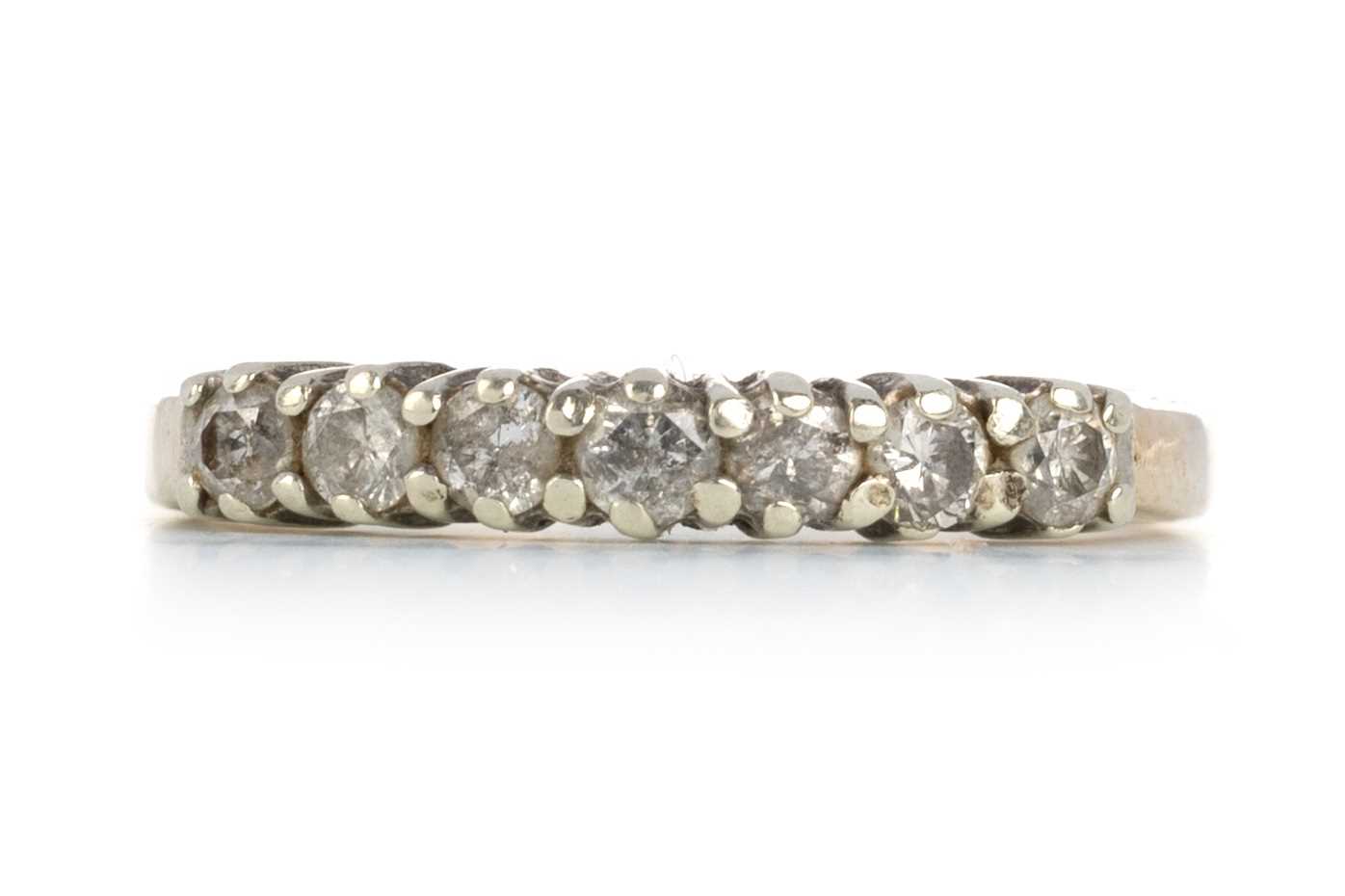 polygon ring | gokstone Images High Quality Grahic Lot 464 - DIAMOND SEVEN STONE RING,