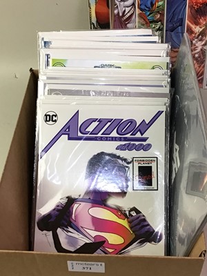 Lot 371 - COLLECTION OF SIGNED DC COMICS