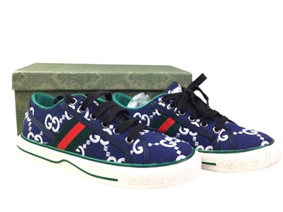 Lot 401 - GUCCI, PAIR OF TRAINERS