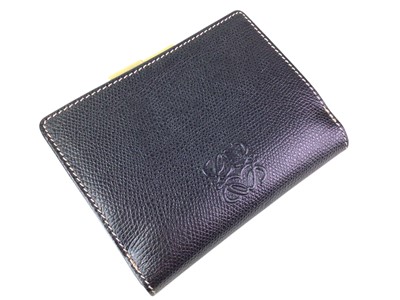 Lot 439 - LOEWE PURSE