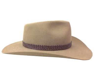 Lot 388 - AUSTRALIAN AKUBRA FELT HAT