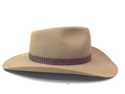Lot 388 - AUSTRALIAN AKUBRA FELT HAT