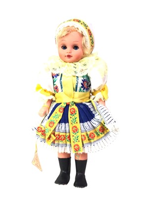 Lot 374 - GROUP OF RETRO PLASTIC DOLLS