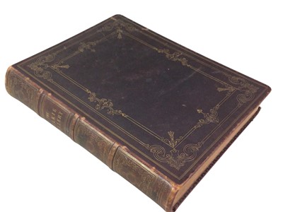 Lot 604 - COLLECTION OF BOOKS