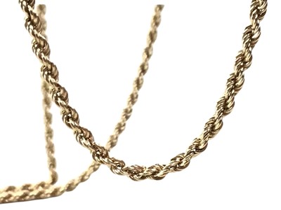 Lot 686 - NECKCHAIN AND BRACELET