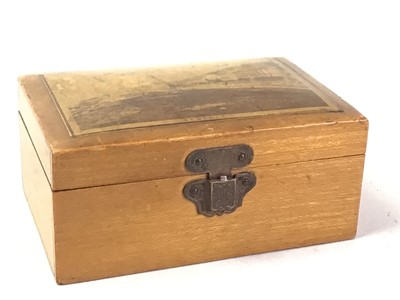 Lot 714 - MAUCHLINE WARE TRINKET BOX
