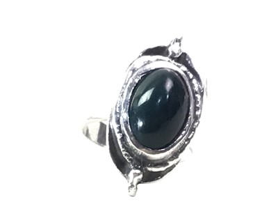 Lot 358 - SEMI PRECIOUS JEM SET STERLING SILVER RING
