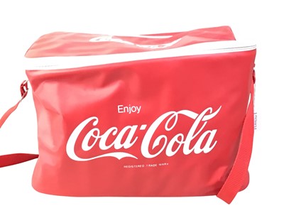 Lot 814 - GROUP OF COCA COLA BRANDED ITEMS