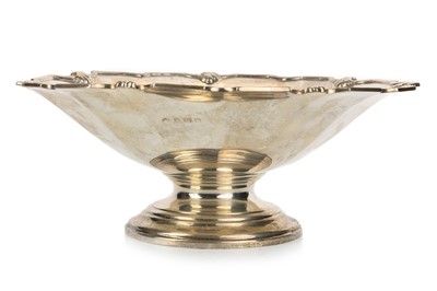 Lot 1043 - GEORGE V SILVER FOOTED BOWL