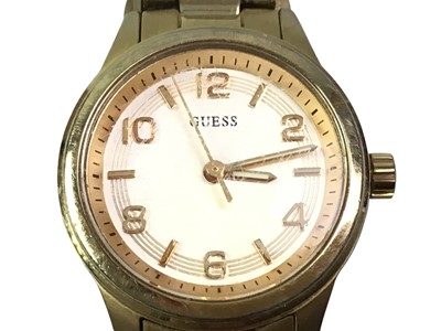 Lot 269 - COLLECTION OF COSTUME JEWELLERY