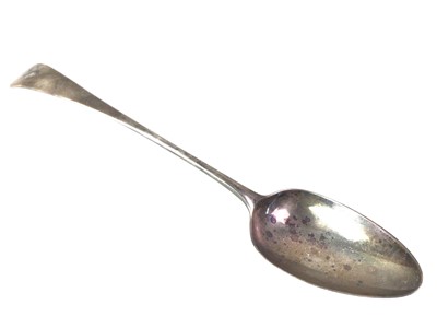 Lot 270 - GEORGE III SILVER BASTING/GRAVY SPOON