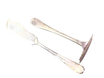 Lot 386 - CHILD'S SILVER PLATED PUSHER AND KNIFE