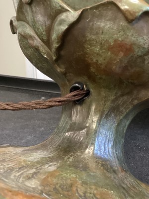 Lot 444 - TIFFANY STUDIOS LEADED GLASS 'POINSETTIA' BORDER LAMP