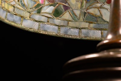 Lot 444 - TIFFANY STUDIOS LEADED GLASS 'POINSETTIA' BORDER LAMP
