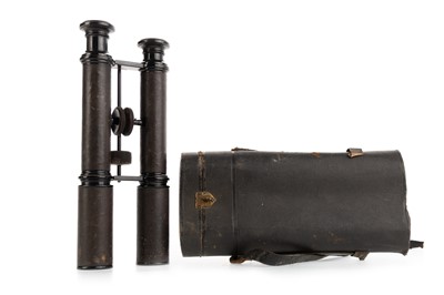 Lot 976 - PAIR OF MILITARY STYLE FIELD GLASSES