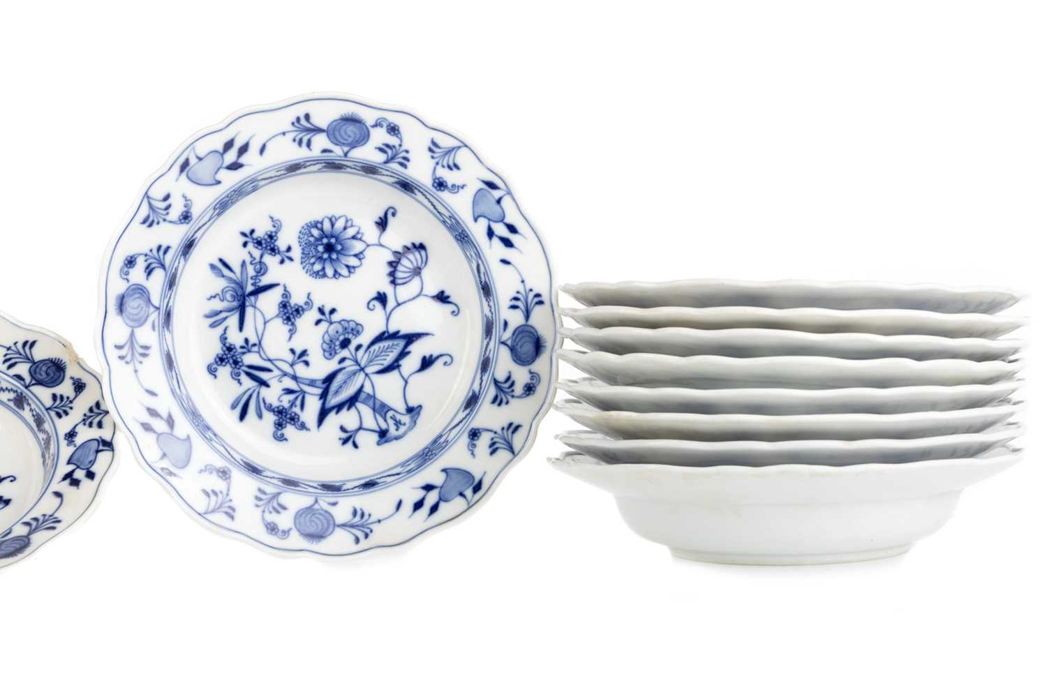 Lot 1240 - SET OF TEN MEISSEN PORCELAIN PLATES