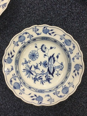 Lot 1240 - SET OF TEN MEISSEN PORCELAIN PLATES