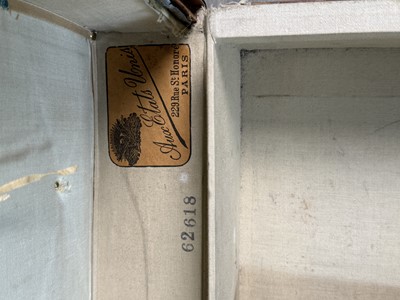 Lot 1366 - AUX ETATS UNIS OF PARIS TRAVEL TRUNK