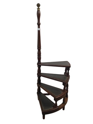Lot 431 - SET OF FOUR TREAD MAHOGANY LIBRARY STEPS, BY REPRODUX