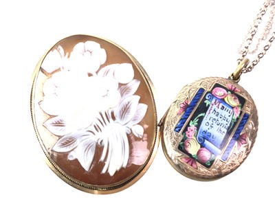 Lot 471 - CAMEO BROOCH