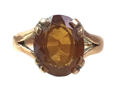 Lot 524 - CITRINE RING