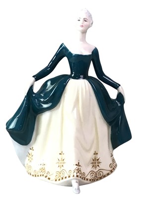 Lot 487 - GROUP OF ROYAL DOULTON FIGURES