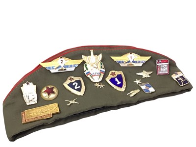 Lot 501 - COLLECTION OF MILITARIA