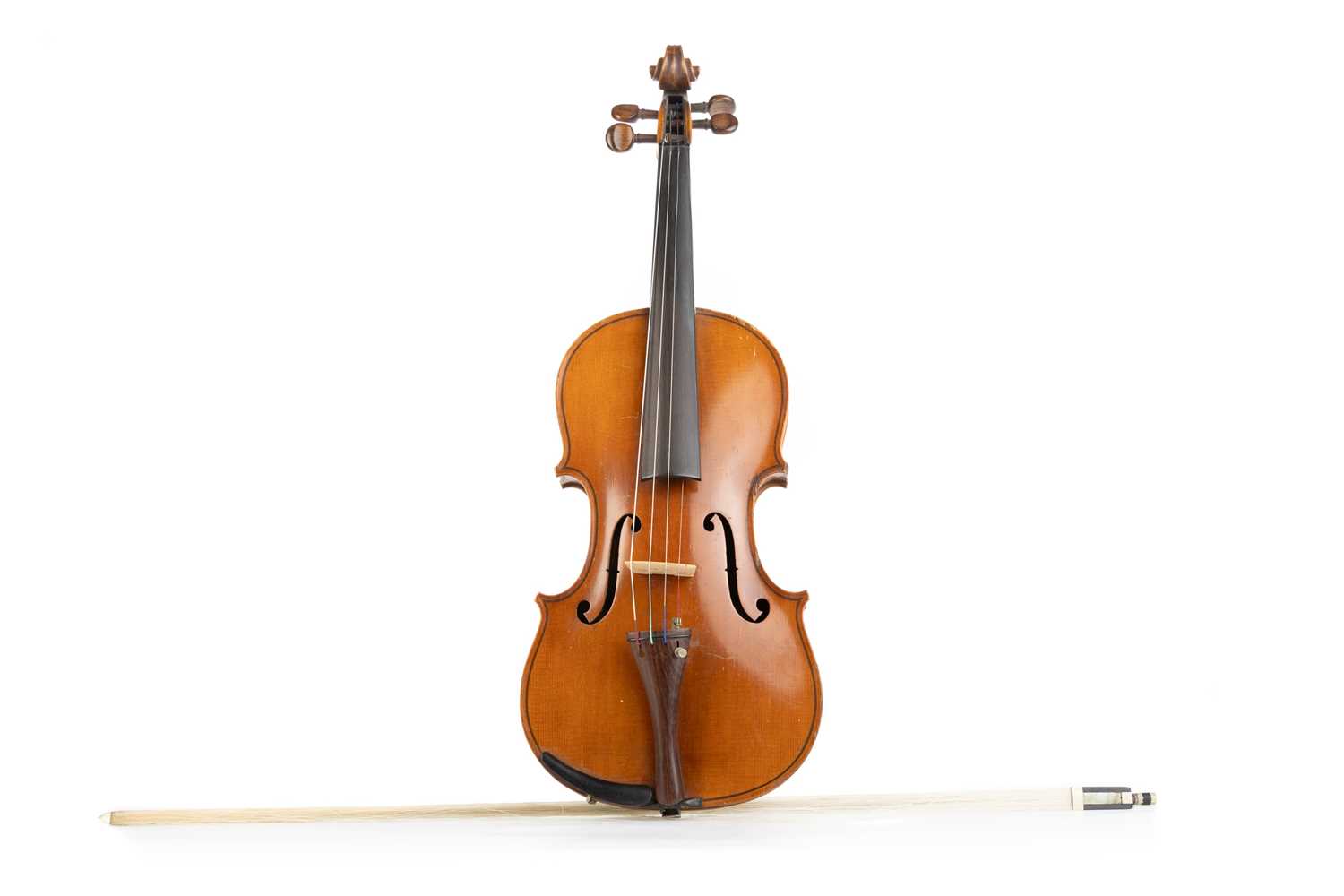 Lot 982 - GERMAN VIOLIN AND BOW