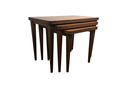 Lot 566 - NEST OF THREE COTSWOLD SCHOOL TABLES