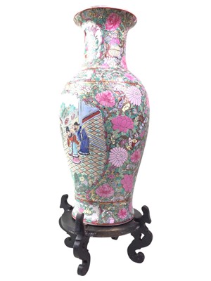Lot 543 - CHINESE CANTON FAMILLE ROSE VASE