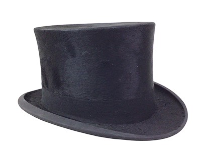 Lot 606 - TRESS & CO OF LONDON, 'LONG OVAL' GENTLEMAN'S SILK TOP HAT