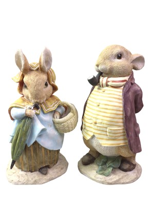 Lot 669 - PAIR OF RESIN FIGURES