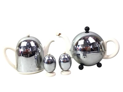 Lot 683 - ART DECO STYLE 'EVER HOT' TEA SERVICE