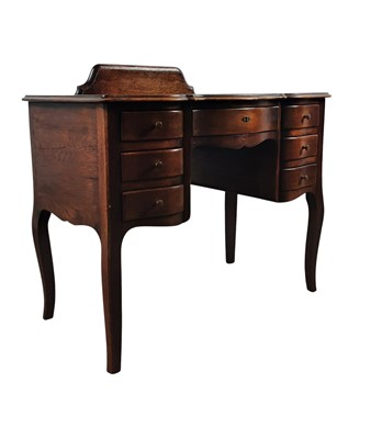 Lot 644 - OAK DRESSING TABLE
