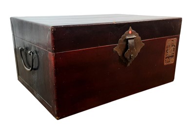Lot 1515 - CHINESE RED LACQUERED STORAGE BOX