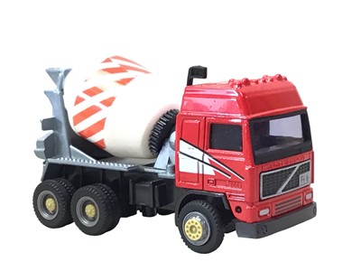 Lot 691 - GROUP OF DIECAST MODEL VEHICLES