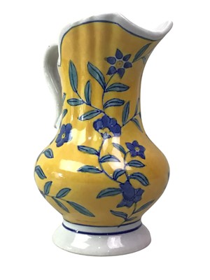 Lot 773 - JAPANESE VASE
