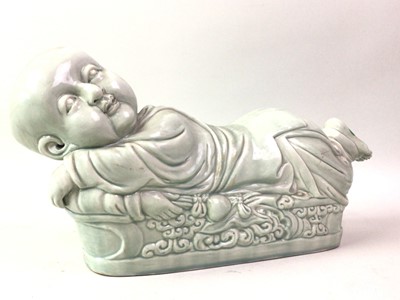 Lot 764 - CHINESE PORCELAIN PILLOW